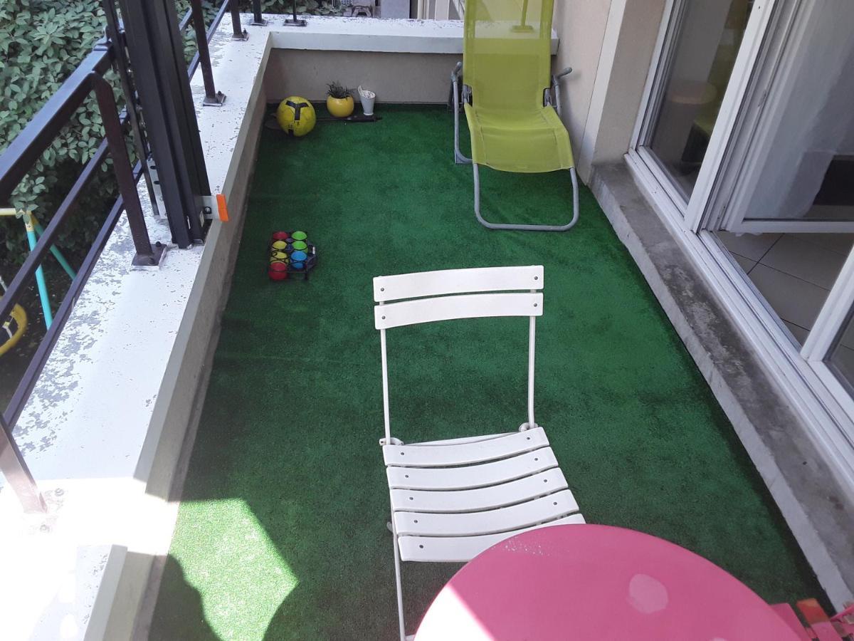 Heyzie Apartamento Pontault-Combault Exterior foto