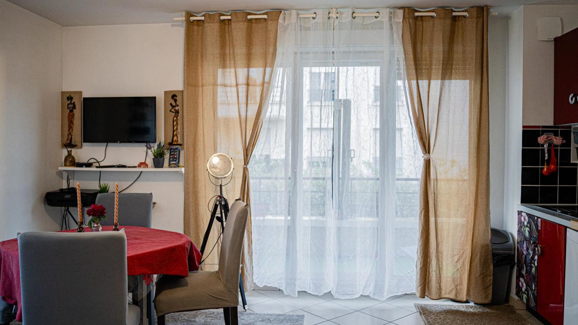 Heyzie Apartamento Pontault-Combault Exterior foto